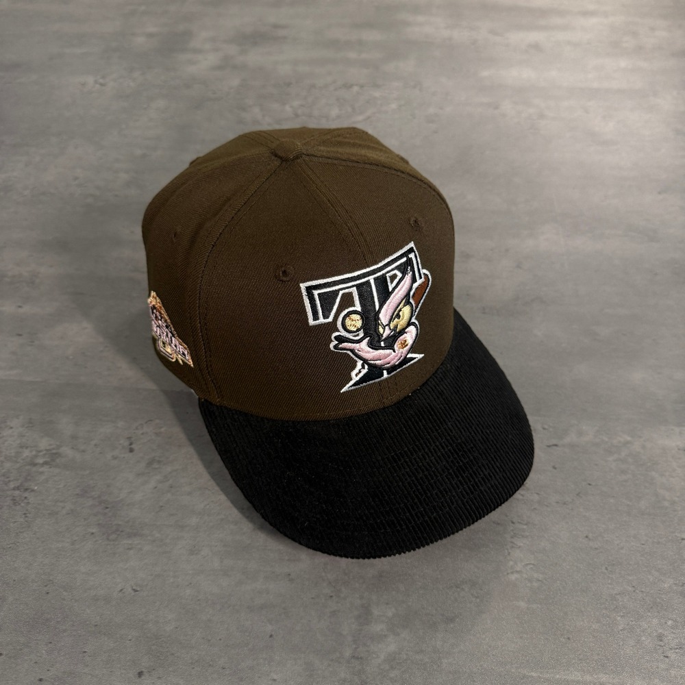 Hat Club Toronto Blue Jays New Era Cap 7 1/8 59FIFTY Brown Black MLB Baseball